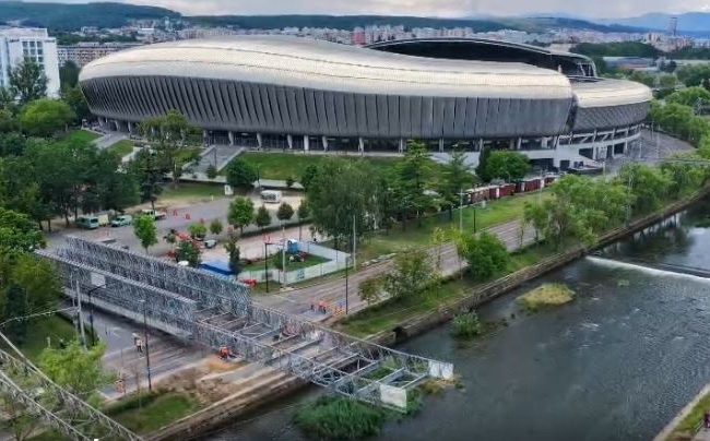 VIDEO Imagini impresionante cu montarea noului pod provizoriu Garibaldi TIMELAPSE realizat de un prominent fotograf din Cluj