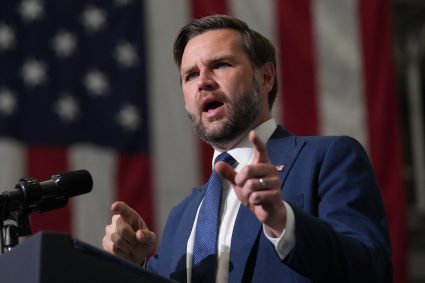 Vance susține că administrația Trump a „greșit total” în gestionarea dosarelor Epstein.
