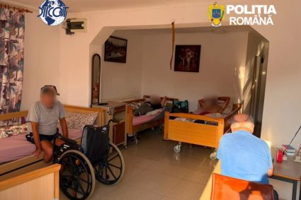 „Vorbiți despre ei că au râie și doar vă uitați”. Ce se întâmplă cu persoanele vulnerabile ajunse în azilele ilegale…