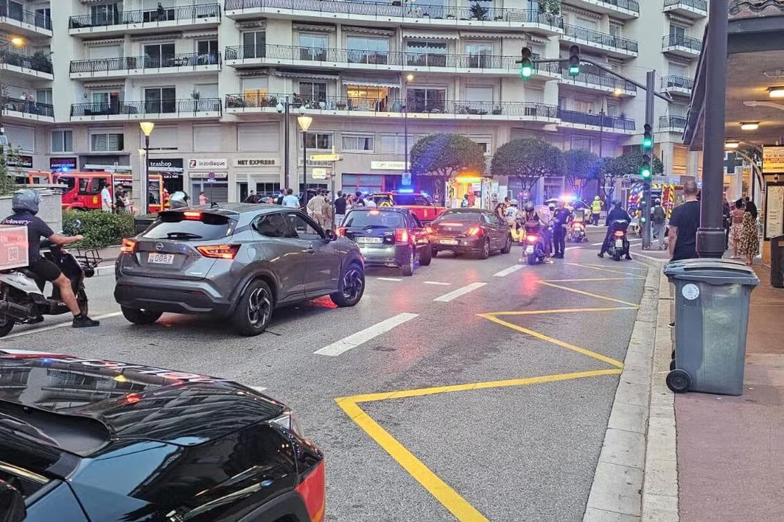 explozie puternica in monaco cel putin trei raniti doi grav autoritatile cauta un suspect si investigheaza un posibil atentat