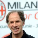 gheorghe hagi ii aduce un omagiu lui franco baresi unele confruntari raman vesnic in memoria noastra