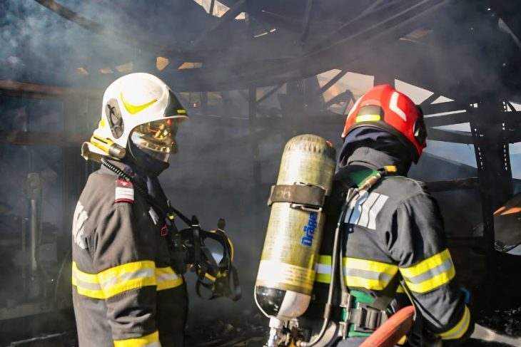 incendiile de vegetatie se intensifica din cauza temperaturilor ridicate pompierii au intervenit de peste 300 de ori in numai trei zile
