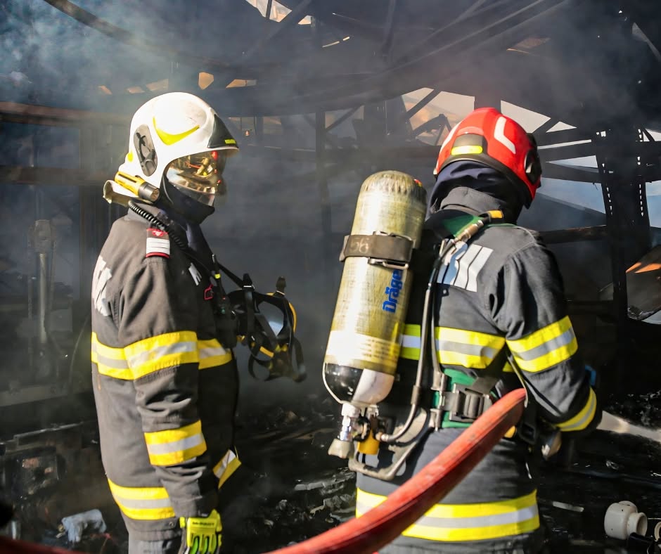 incendiile de vegetatie se intensifica din cauza temperaturilor ridicate pompierii au intervenit de peste 300 de ori in numai trei zile
