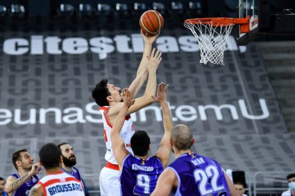 Mutare importantă efectuată de SCM Politehnica Timișoara în campionatul de baschet pentru postul de pivot.