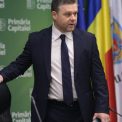 sub control judiciar ciprian ciucu a obtinut aprobarea sa plece in concediu destinatia aleasa de edil este