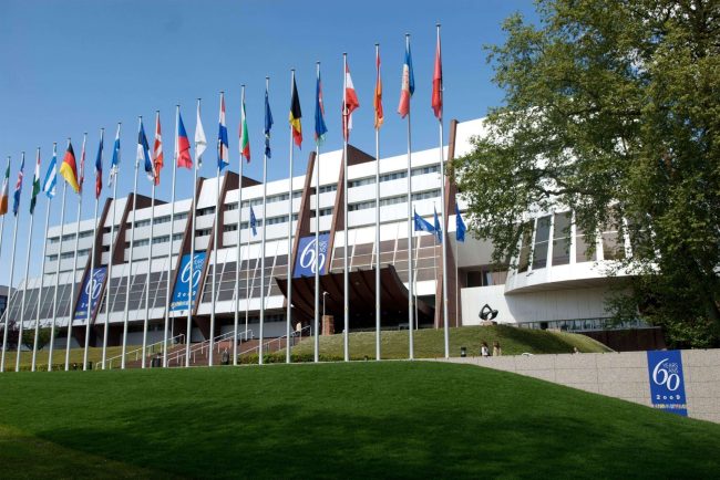 tensiuni fara precedent in fotbalul mondial uefa ia in considerare masuri drastice impotriva fifa