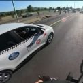 video conflict in trafic la cluj un taximetrist a cerut unui biciclist sa circule pe un trotuar in constructie inca o lectie educativa in trafic