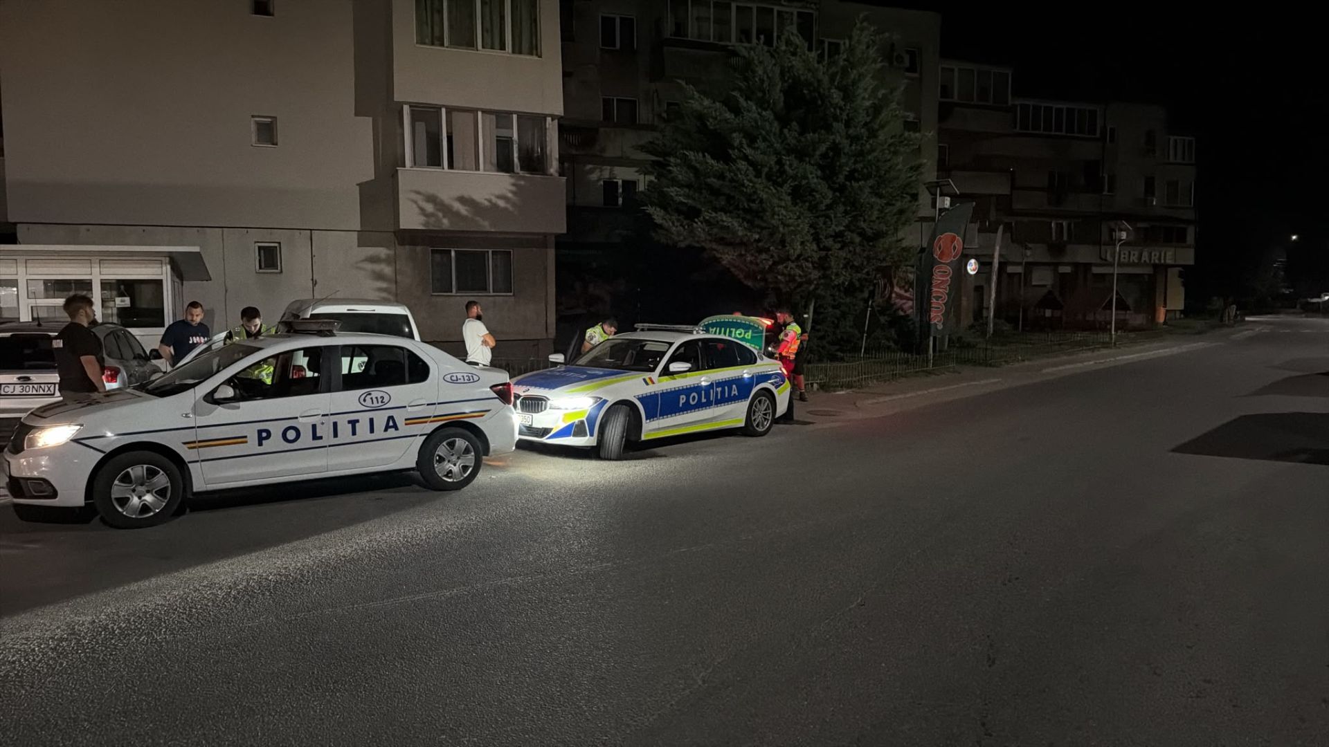 A crezut ca va scapa de politie un tanar a fost arestat dupa ce a condus fara permis beat si sub influenta substantelor psihoactive