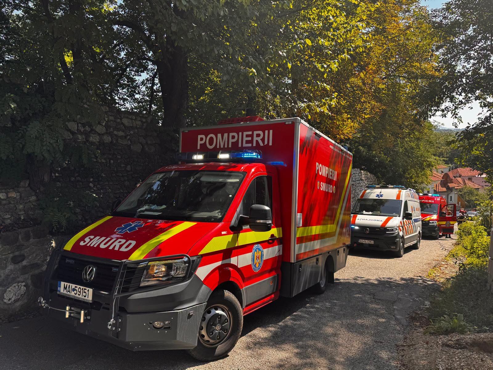 Accident grav pe A3 un microbuz cu noua pasageri s a izbit de un parapet