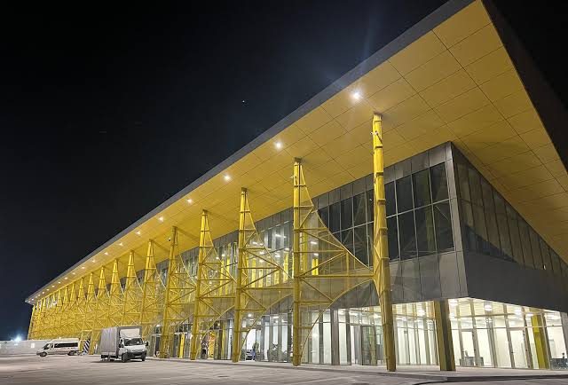 Aeroportul Cluj Napoca cumpra arme pentru combaterea dronelor Directorul David Ciceo anun sisteme de detecie i neutralizare iar sanciunile devin mai severe