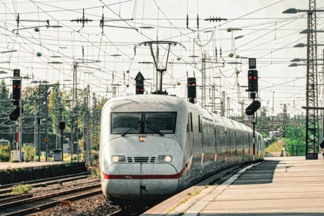 Alert in gar Ultimul vagon al unui tren Regio a luat foc Cltorii au fost evacuai