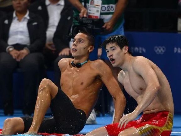 Alianta neasteptata inainte de Europene David Popovici beneficiaza de colaborarea cu marele sau rival