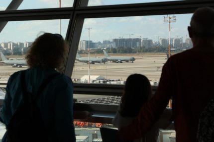 Ambasadele SUA isi indeamna cetatenii sa analizeze optiunea de a parasi Orientul Mijlociu