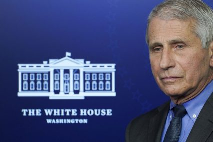 Anthony Fauci a evitat să răspundă la întrebări despre COVID de peste 100 de ori. Acum se confruntă cu riscul de a fi urmărit penal.