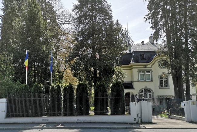 Atac cu un dispozitiv incendiary asupra sediului Ambasadei Romaniei in Elvetia MAE anunta ca incidentul a avut loc luni