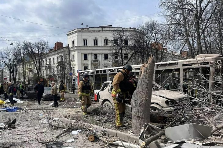 Atacuri in Ucraina O drona rusa a lovit locuinte in Harkov iar doua persoane au murit in regiunea Sumi