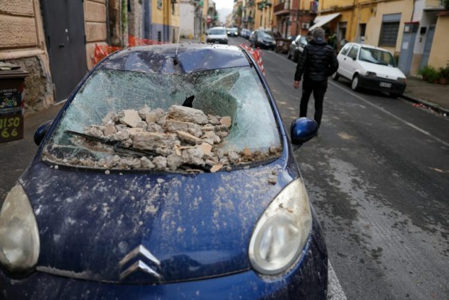 Bilanul cutremurului din Napoli a ajuns la 21 de rnii dintre care doi n stare grav