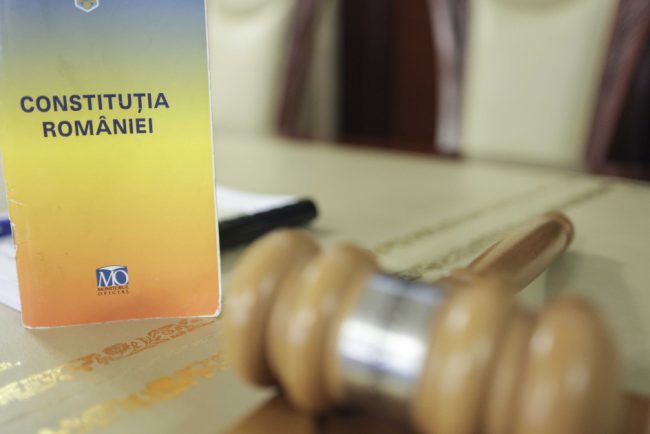 CCR anunta respingerea amendamentului AUR la Legea Integritatii referitor la averea partenerilor demnitarilor