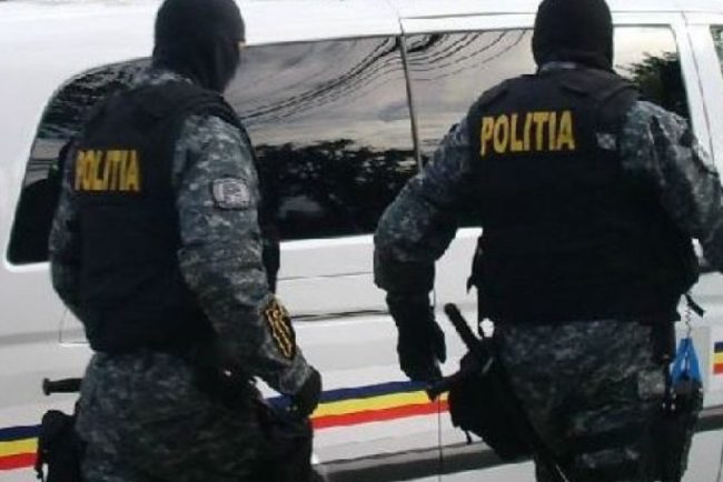 Cinci persoane inclusiv un politist au fost arestate dupa jaful de 900000 de euro din Timisoara