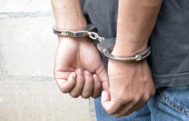 Cinci suspecti din cazul infractiunilor violente comise de o grupare din Braila au fost arestati
