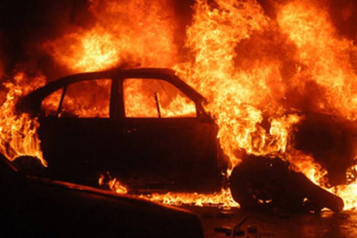 Cum a izbucnit incendiul in Iara Cluj O masina furata a fost gasita in flacari la iesirea din sat Proprietarul a facut o greseala grava