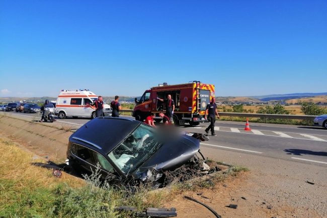 Cum s a produs accidentul grav la intrarea in Cluj dinspre Apahida Soferita a izbit un cap de pod Ea si trei copii mici se afla in stare critica