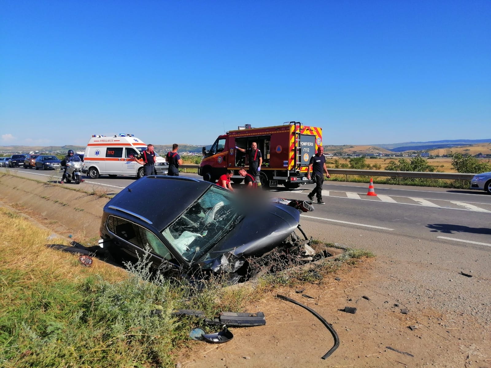 Cum s a produs accidentul grav la intrarea in Cluj dinspre Apahida Soferita a izbit un cap de pod Ea si trei copii mici se afla in stare critica