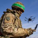 Dronele vehiculele controlate de la distanta si robotii cu patru picioare schimba fata razboiului modern