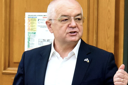 Emil Boc, revoltat de mirosul insuportabil din Cluj! Primarul solicită oprirea imediată a răspândirii îngrășămintelor: „Cerem scuze publice de la Transavia”