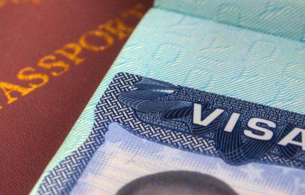 Garantii de pana la 20000 de dolari pentru anumite vize SUA Romania nu este inclusa