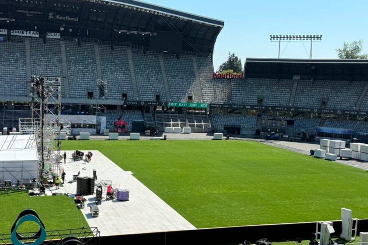 Gazonul de pe Cluj Arena arata excelent dupa 4 zile de UNTOLD Stadionul este deja pregatit pentru meciuri fara nicio zi de refacere Rezultatele sunt cele asteptate