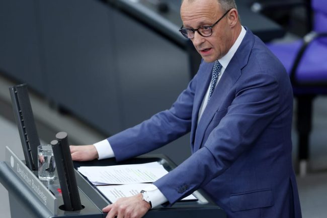 Germania isi revizuie te legislatia care apara politicienii de insulte