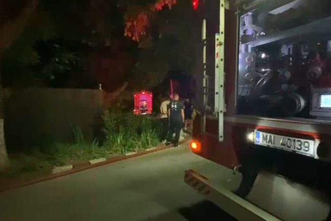 Incendiu de mari dimensiuni pe strada Marginei din Bucuresti Autoritatile au emis un mesaj RO ALERT