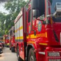 Incendiu la un autocar in Ramnicul Valcea Flacarile s au extins la alte doua vehicule comerciale