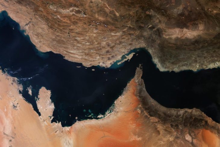 Iranul anunta ca se apropie de un acord privind Stramtoarea Ormuz Calea maritime esentiala pentru transportul petrolului ar putea fi redeschisa