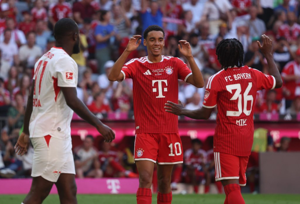 Jamal Musiala nu va lua parte la debutul lui Bayern in Bundesliga din cauza unor probleme medicale aparute in timpul pregatirii