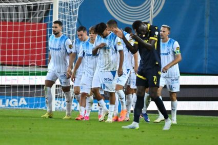 KuPS – Universitatea Craiova 1-1. Momente de panică: Calvin Kabuye s-a prăbușit pe teren / Noapte de coșmar pentru CFR Cluj: 0-3 cu Tromsø în prima repriză