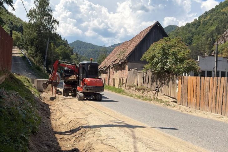 Lucrari importante pe o sosea din zona montana a Clujului Peste 4 kilometri de drum verificate si intretinute de Consiliul Judetean