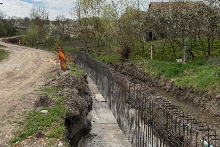 Lucrarile avanseaza pe santierul dintr o comuna din Cluj Modernizarea infrastructurii rutiere intra intr o noua etapa