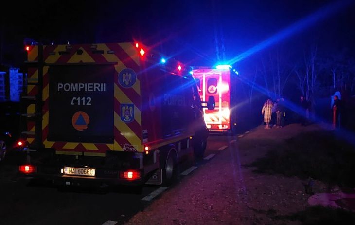 O persoana a dat foc unui apartament dintr un bloc din Petrosani Zeci de locatari au fost evacuati in timpul noptii