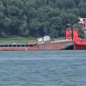 Operatiunea de scufundare a barjelor in Dunare pentru cresterea debitului la Cernavoda s a incheiat cu succes Cand se vor resimti primele efecte