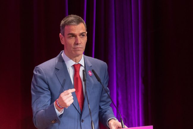 Pedro Sanchez Criza migratiei din Ceuta constituie o amenintare pentru integritatea teritoriala a Spaniei