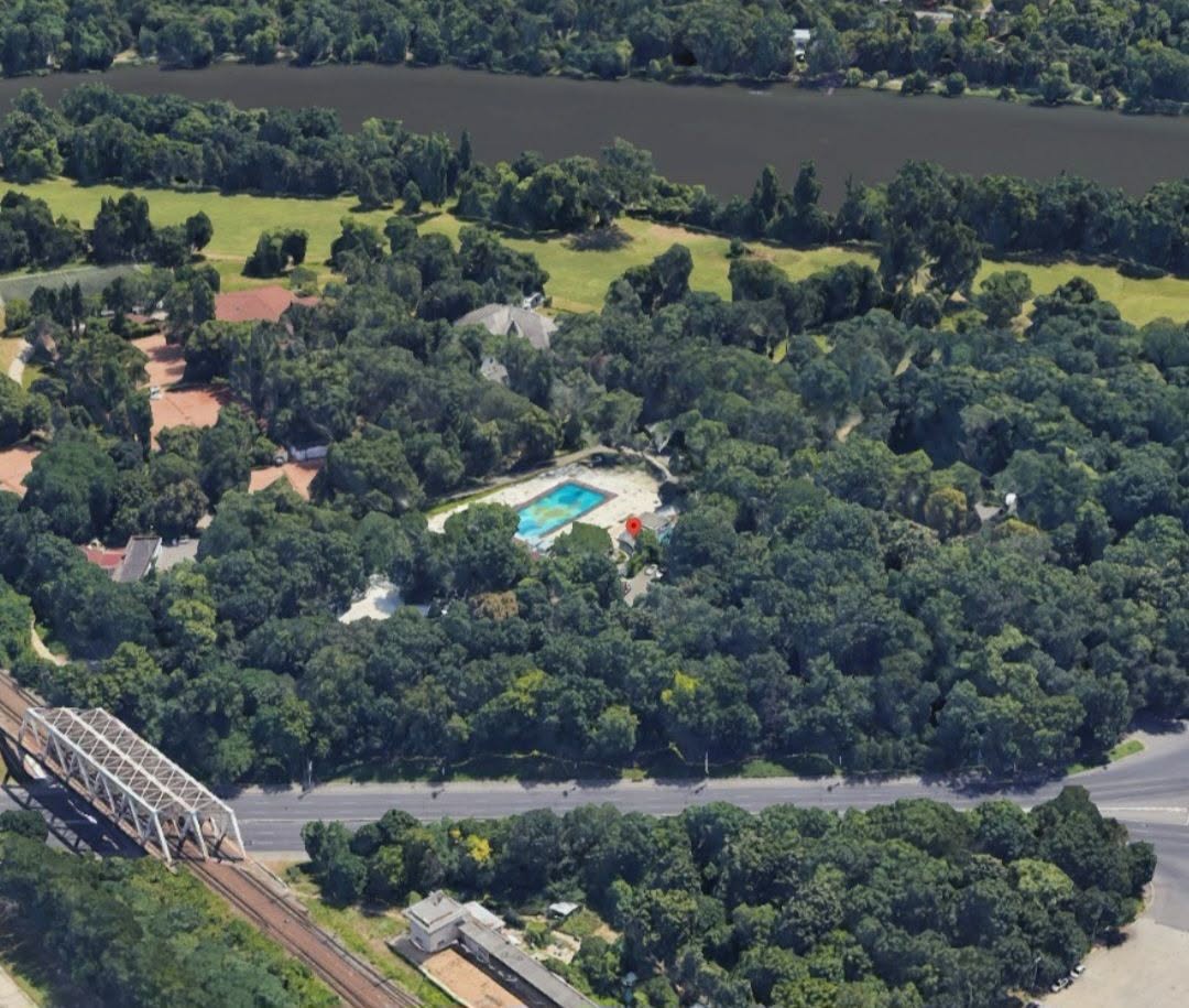 Primaria Capitalei vrea sa deschida pentru public zona Clubului Diplomatiilor din Parcul Herastrau