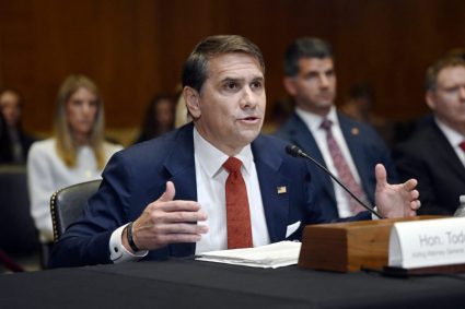 Todd Blanche, fostul avocat al lui Trump, a fost confirmat ca procuror general al Statelor Unite