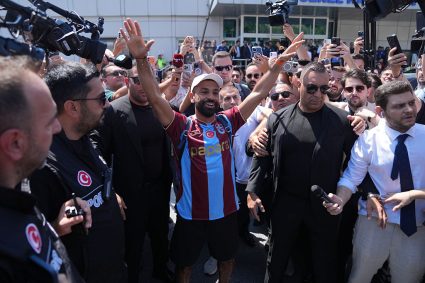 Trabzonspor a închis orașul pentru Salah! Primirea impresionantă care a surprins chiar și legenda de la Liverpool