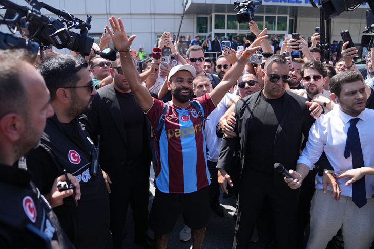 Trabzonspor a inchis orasul pentru Salah Primirea impresionanta care a surprins chiar si legenda de la Liverpool
