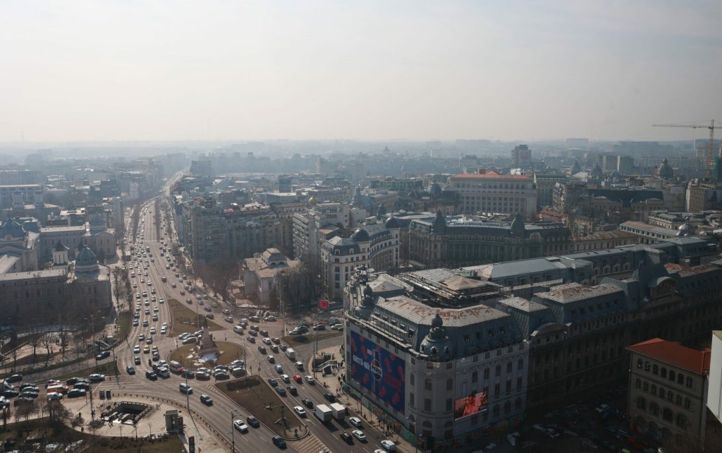 Trafic restrictionat sambata in zona Universitatii din Bucuresti Mai multe linii de autobuz STB vor avea trasee modificate