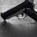 Trei persoane au fost deferite justitiei dupa ce au introdus in Romania arme letale achizitionate din Turcia