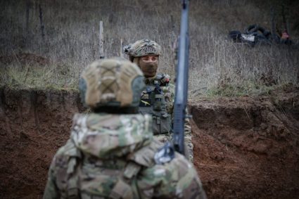 Ucraina anunță noi pierderi pentru armata rusă: Peste 1.300 de soldați și un avion, raportate în ultimele 24 de ore.