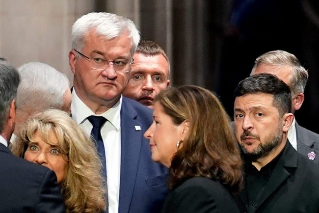 Ucraina are doi ministri confirmati Evhenii Khmara preia conducerea Ministerului Apararii iar Sybiha ramane la Ministerul Afaceri lor Externe